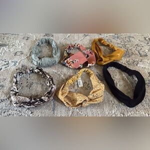 Stylish Women's Headband Set - 6 headbands and one is new with tags!